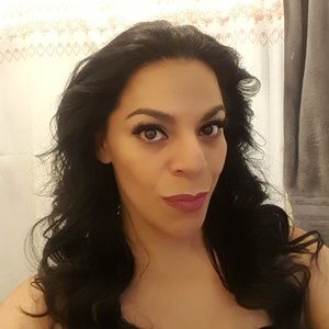 Meet your Posher, Mayra